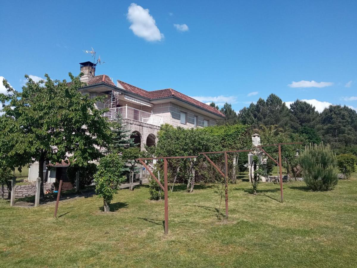 Casa Telizia Guest House Ourense Exterior photo
